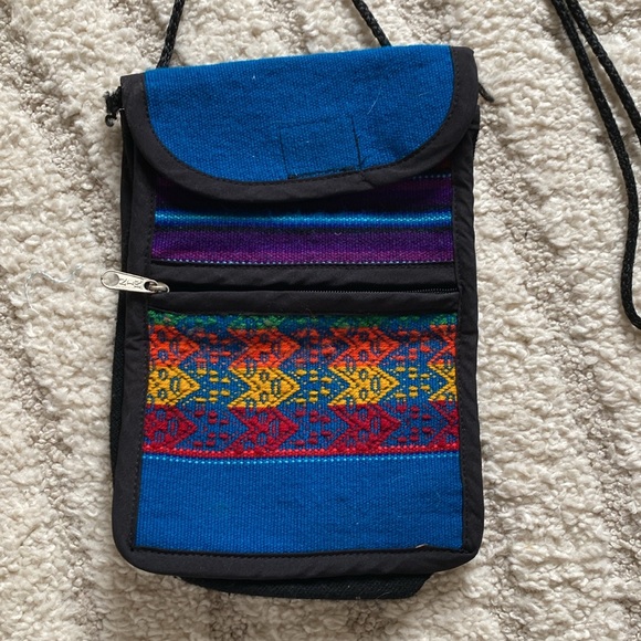 Crossbody Bag made in Peru - Picture 2 of 5